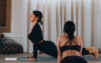 DESCUBRE EL PODER DEL YIN YOGA COMO TERAPIA HOLISTICA PARA ALIVIAR EL DOLOR