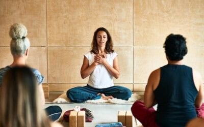 TIPOS DE YOGA